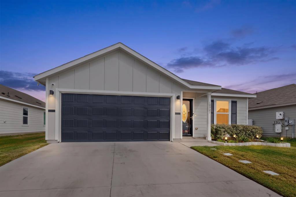 10021 Barasingha Drive, Fort Worth, TX 76134