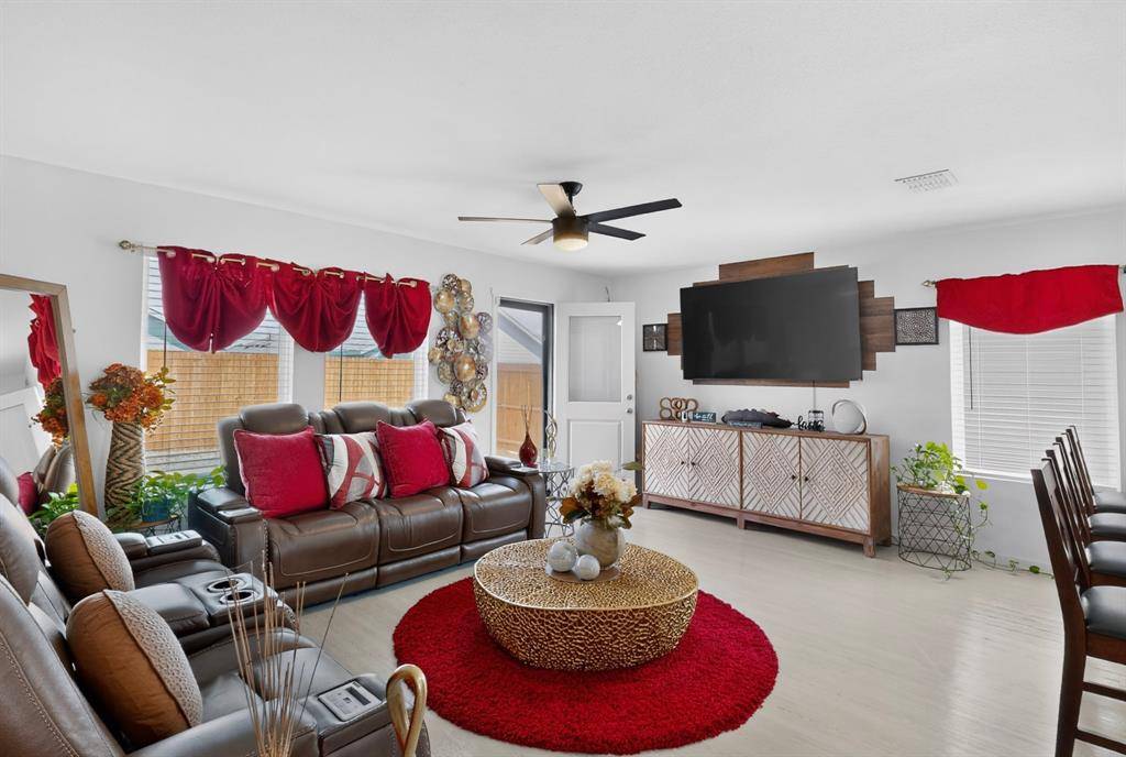 10021 Barasingha Drive, Fort Worth, TX 76134