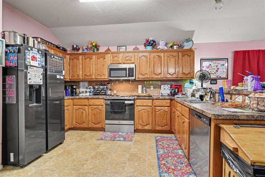 701 Silverleaf Court, Royse City, TX 75189