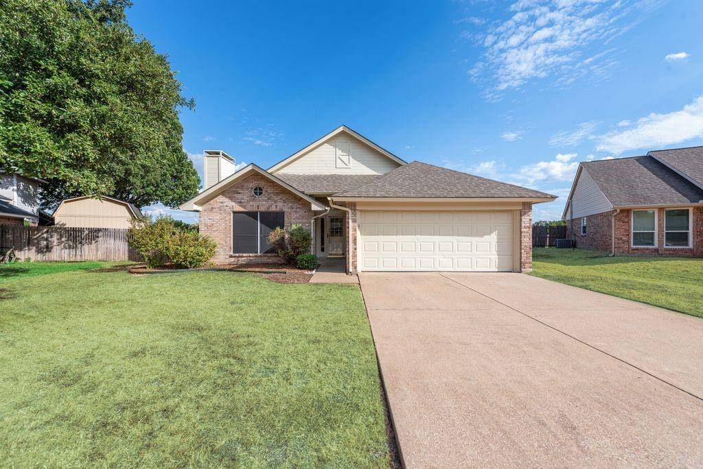 5604 Maurie Drive, Haltom City, TX 76148