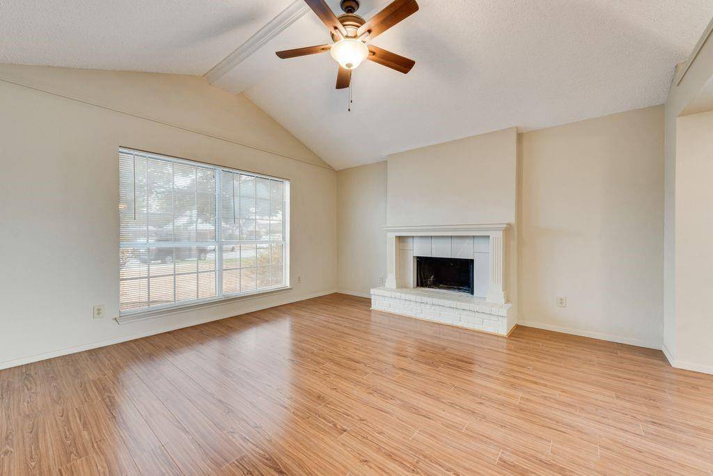 5604 Maurie Drive, Haltom City, TX 76148
