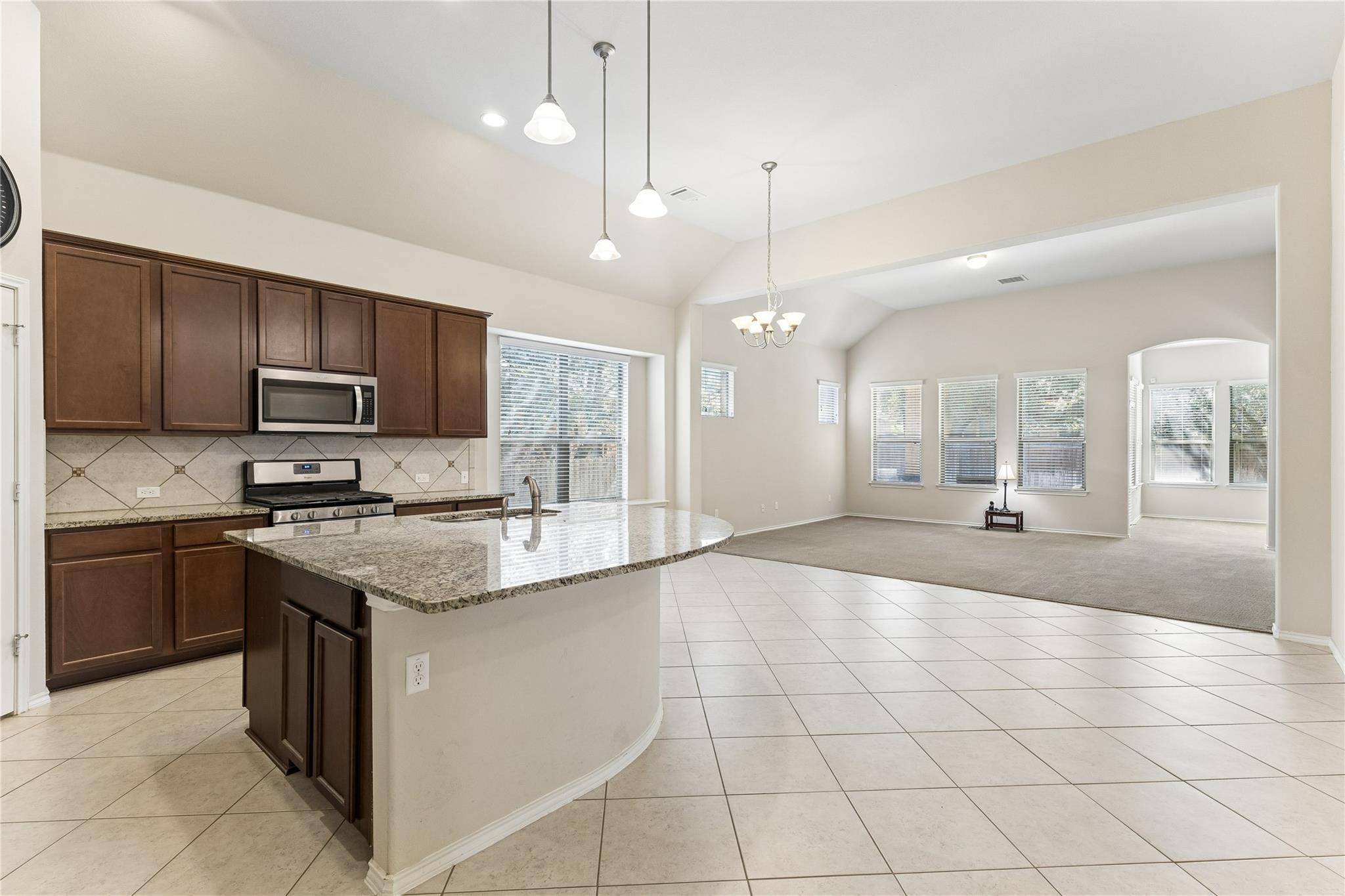 505 Cerezo DR, Leander, TX 78641