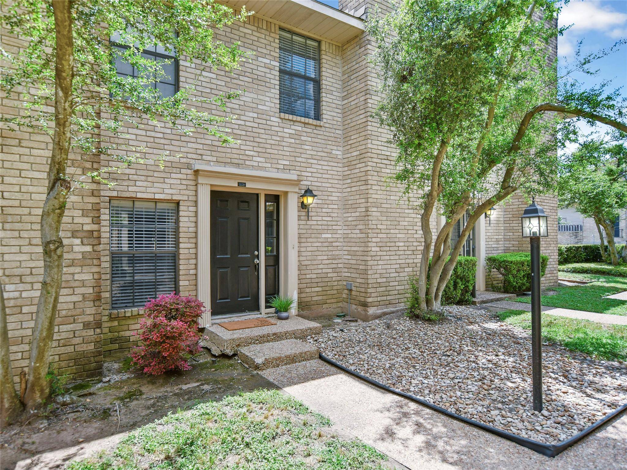 8400 Jamestown DR #430, Austin, TX 78758