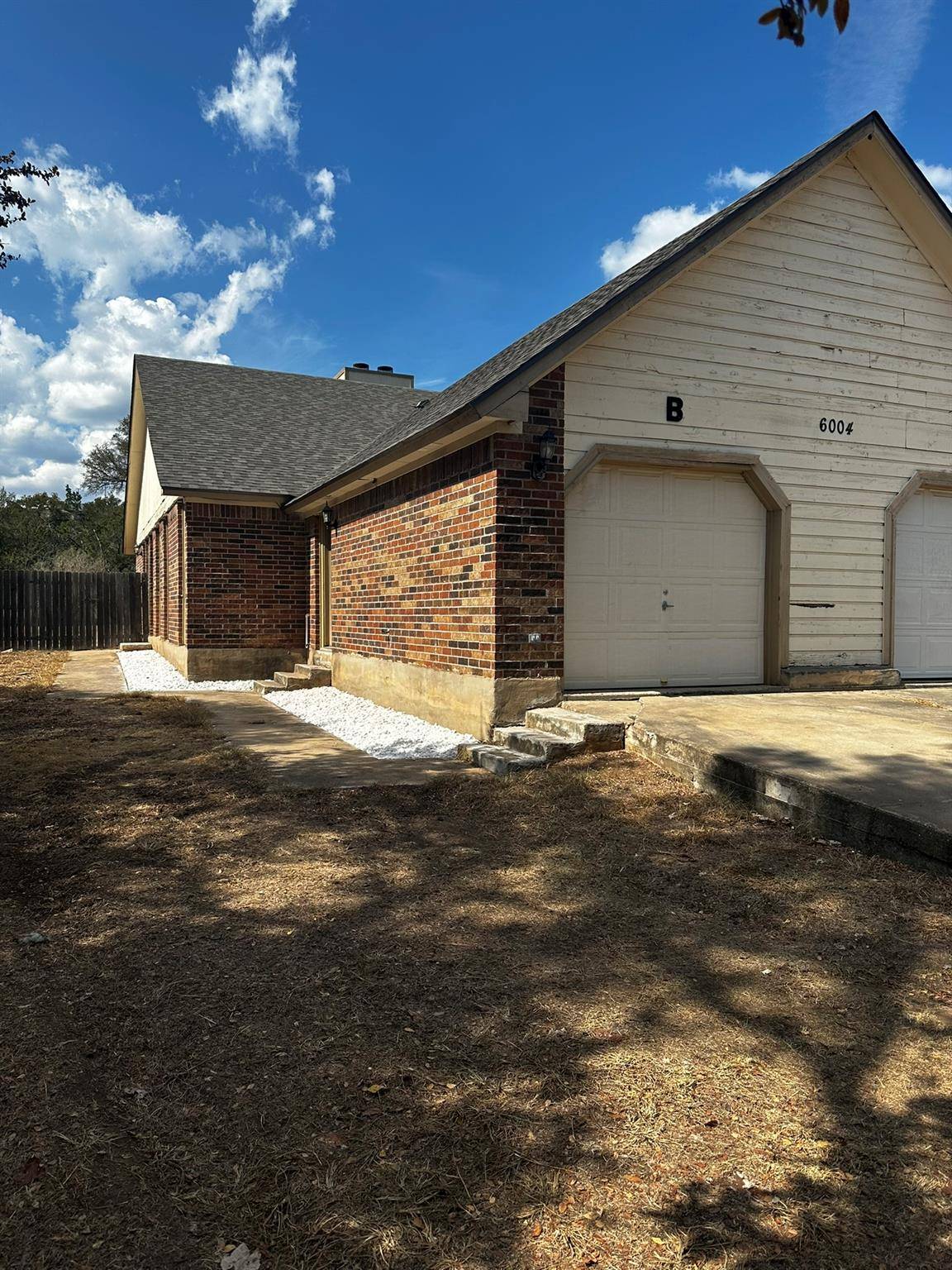 6004 Parkwood DR #B, Austin, TX 78735