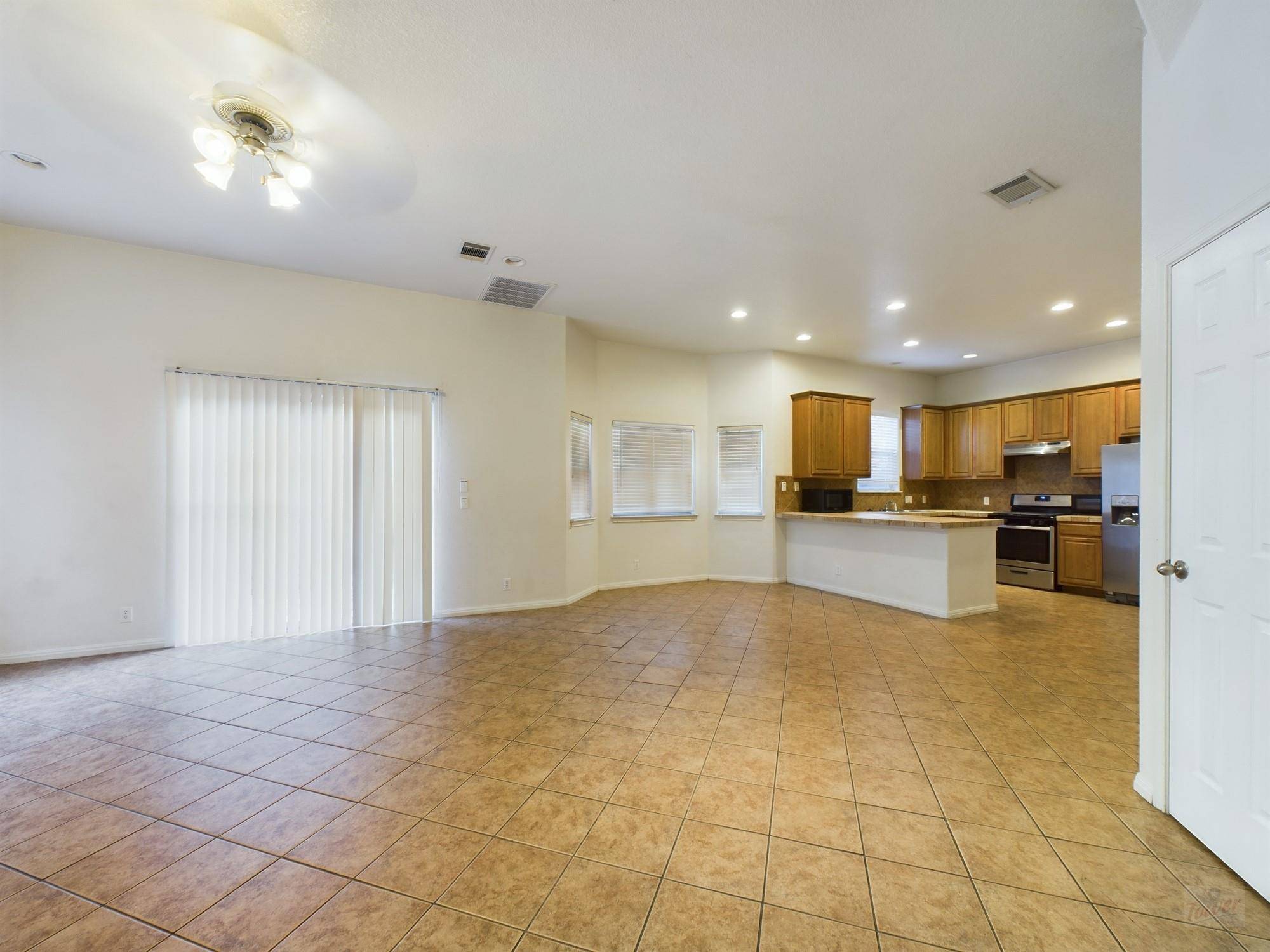 401 Nelray BLVD #A, Austin, TX 78751