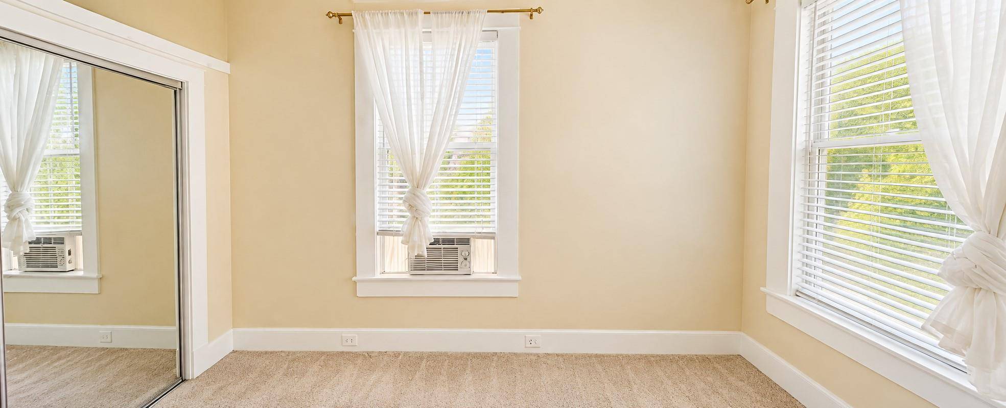 1006 W 22nd ST, Austin, TX 78705