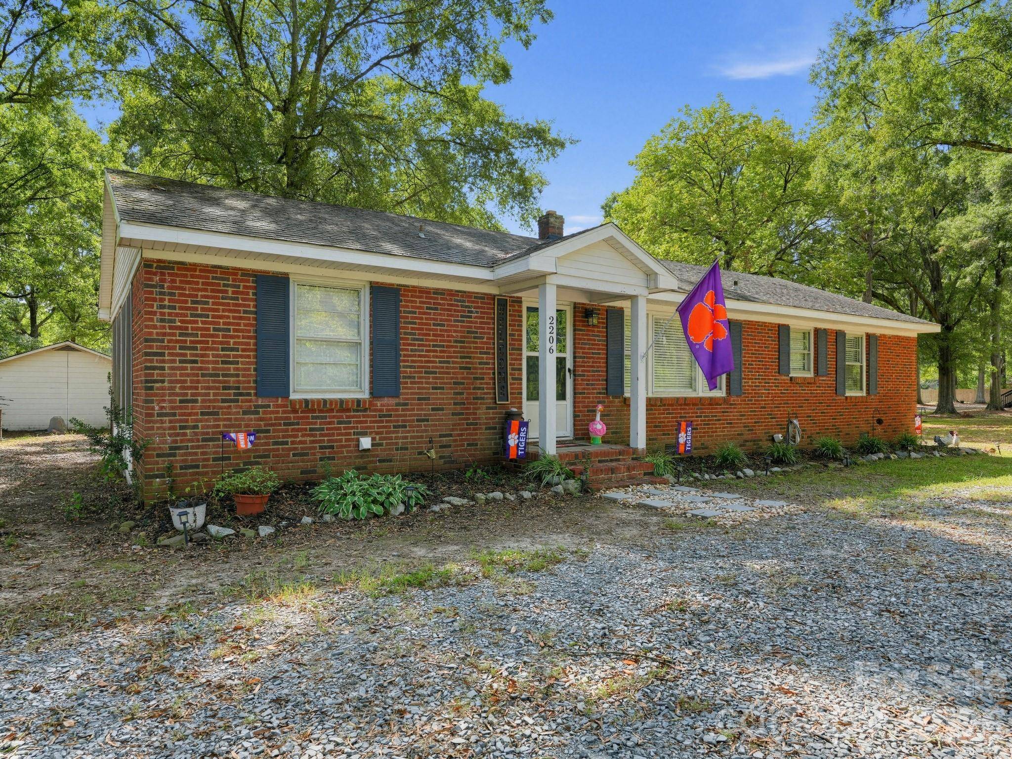 2206 White Store RD, Monroe, NC 28112
