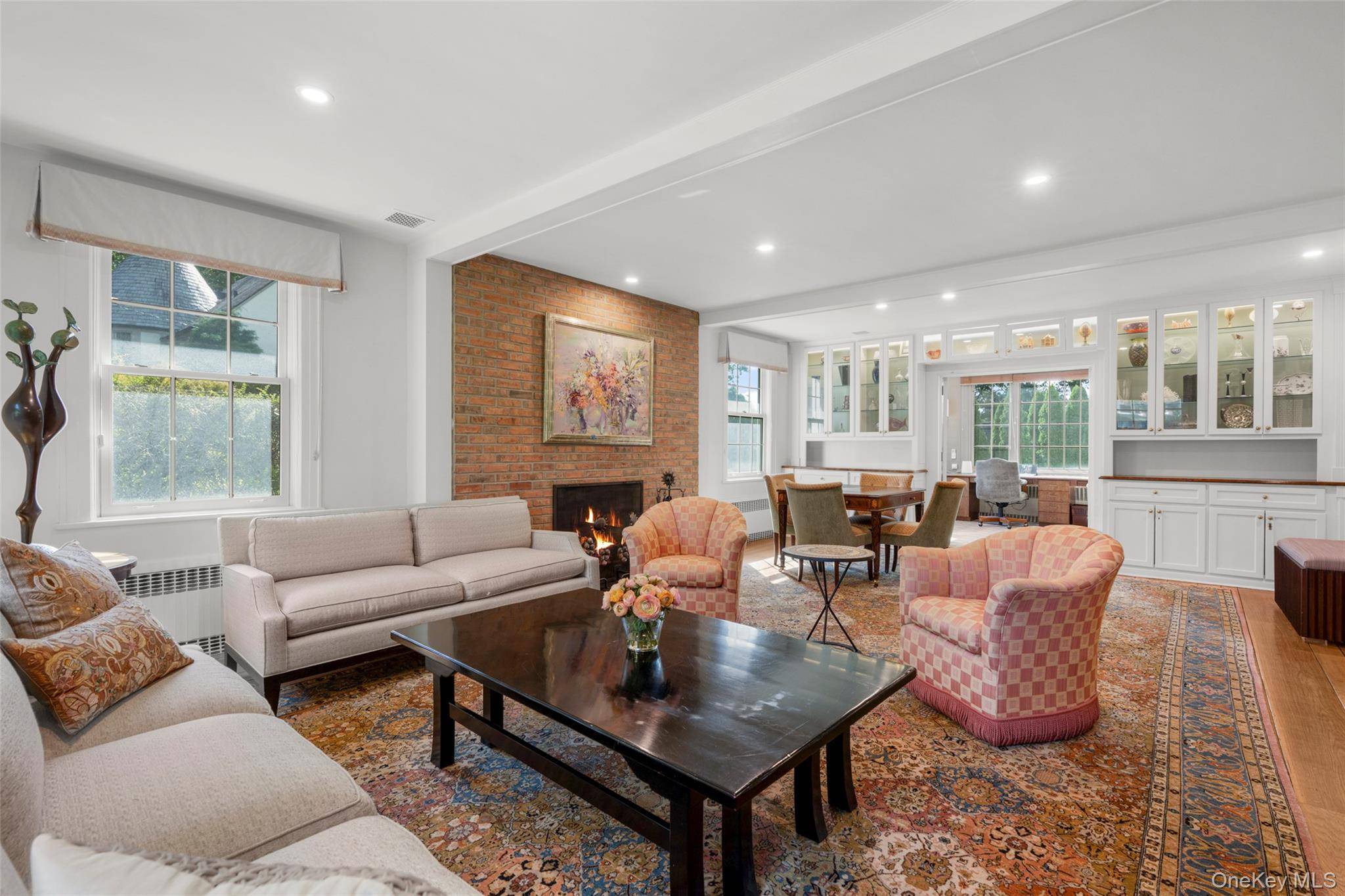 132 Overlook RD, New Rochelle, NY 10804