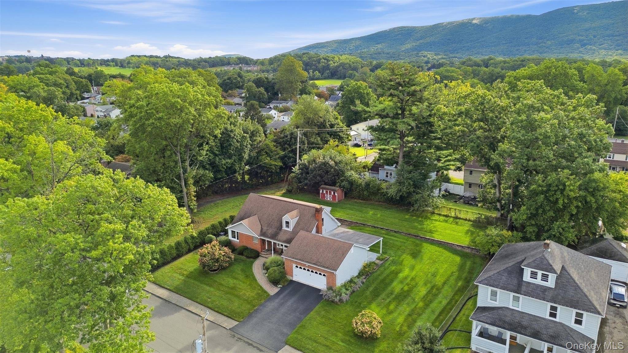 25 E Willow ST, Beacon, NY 12508