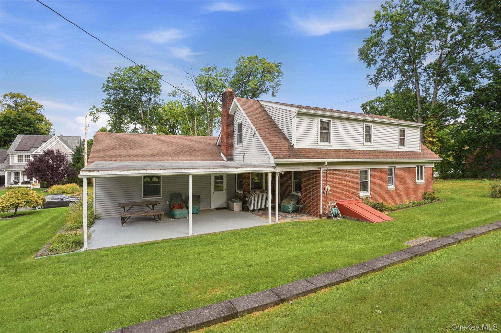 25 E Willow ST, Beacon, NY 12508