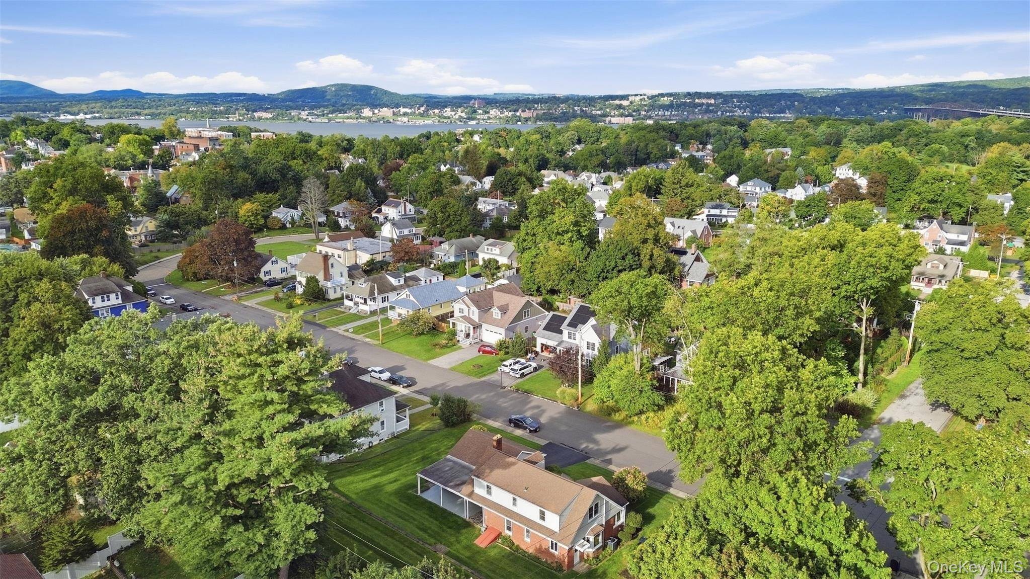 25 E Willow ST, Beacon, NY 12508