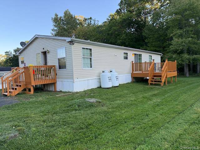 63 deer haven lane, Gardiner, NY 12525