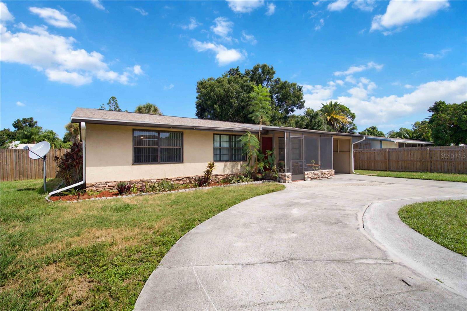 2127 SHAWNEE ST, Sarasota, FL 34231