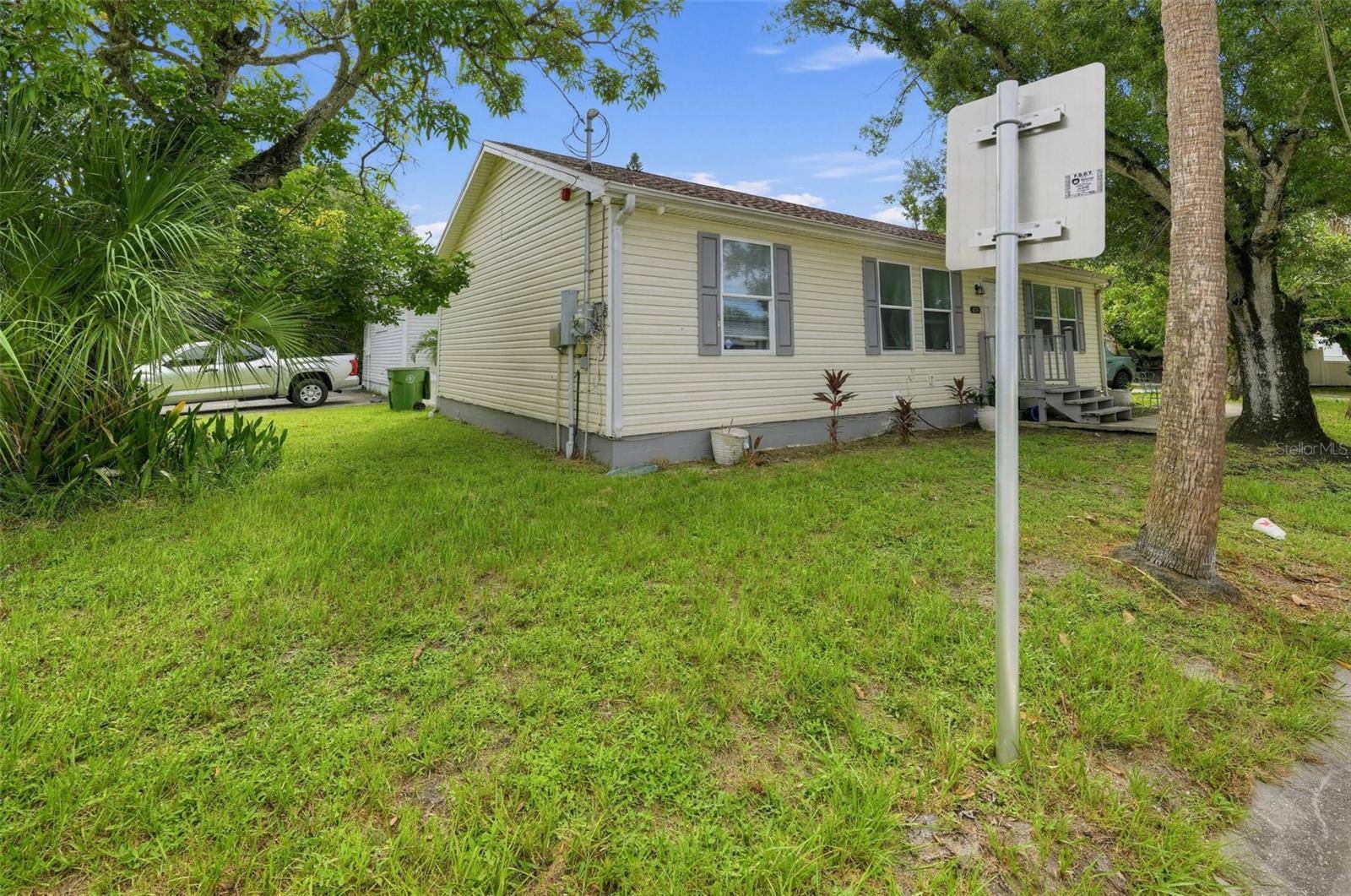521 12TH AVE W, Bradenton, FL 34205