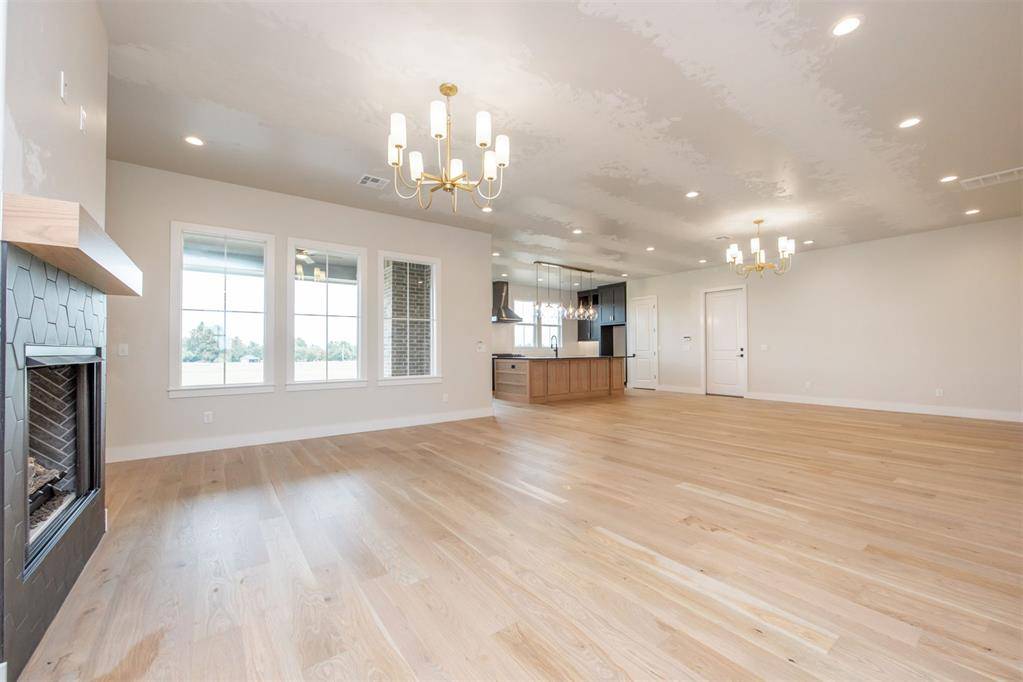 2920 Edgefield LN, Norman, OK 73073