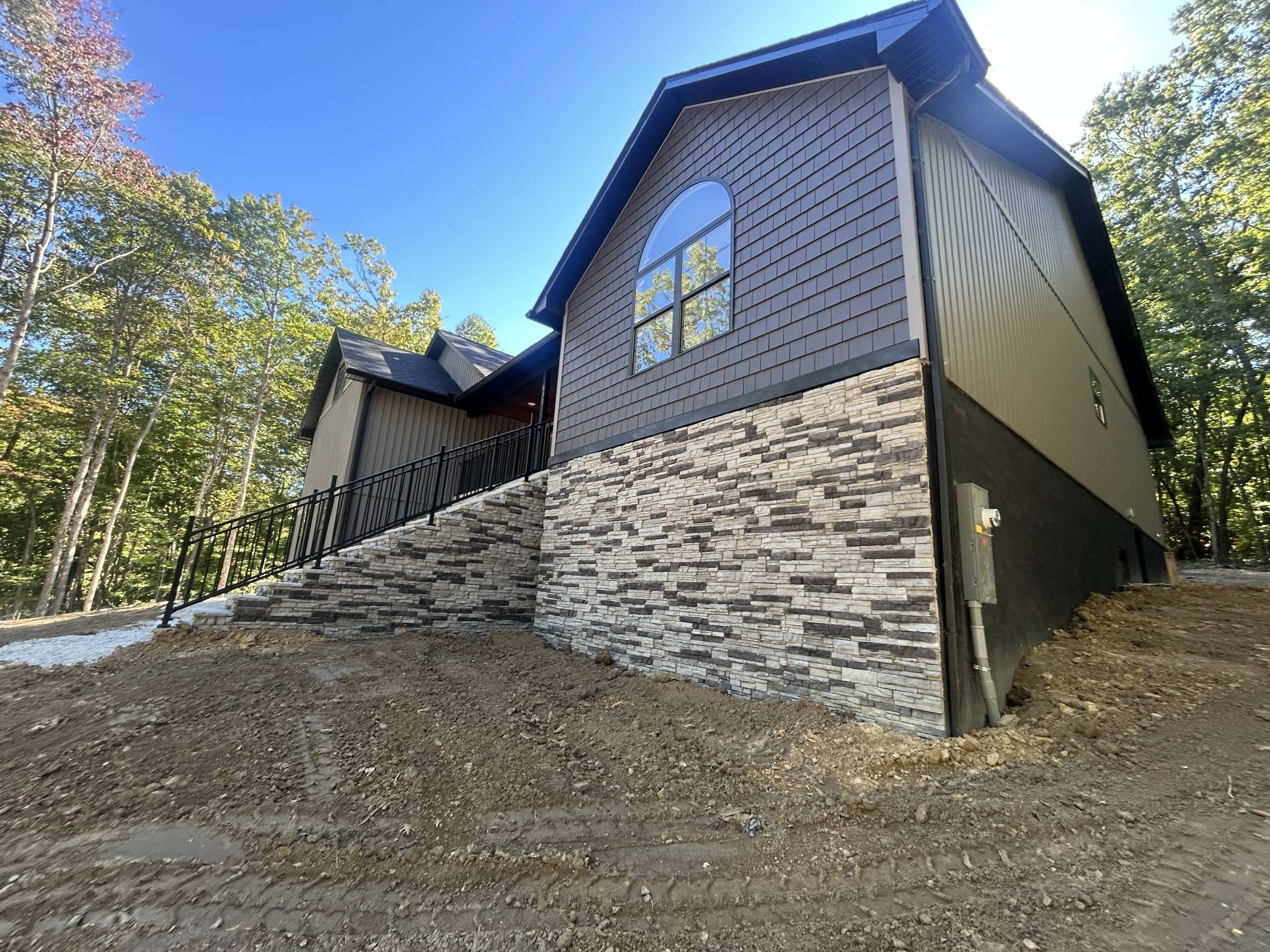633 Icy Cove Trl, Monterey, TN 38574