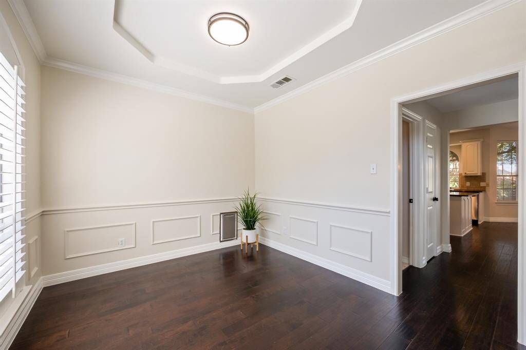 2405 Greenwich Drive, Carrollton, TX 75006