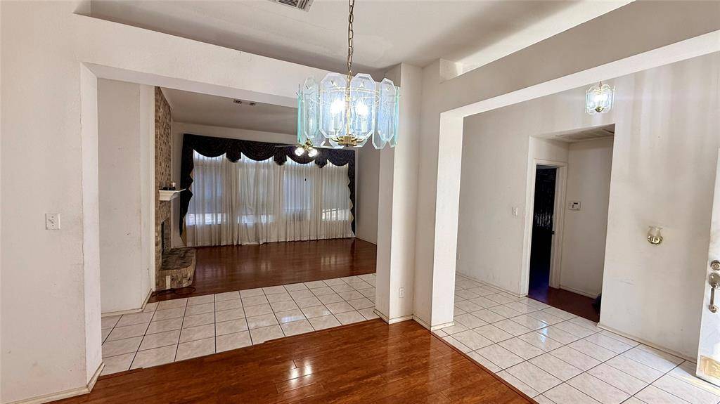 6200 Pierce Arrow Drive, Arlington, TX 76001