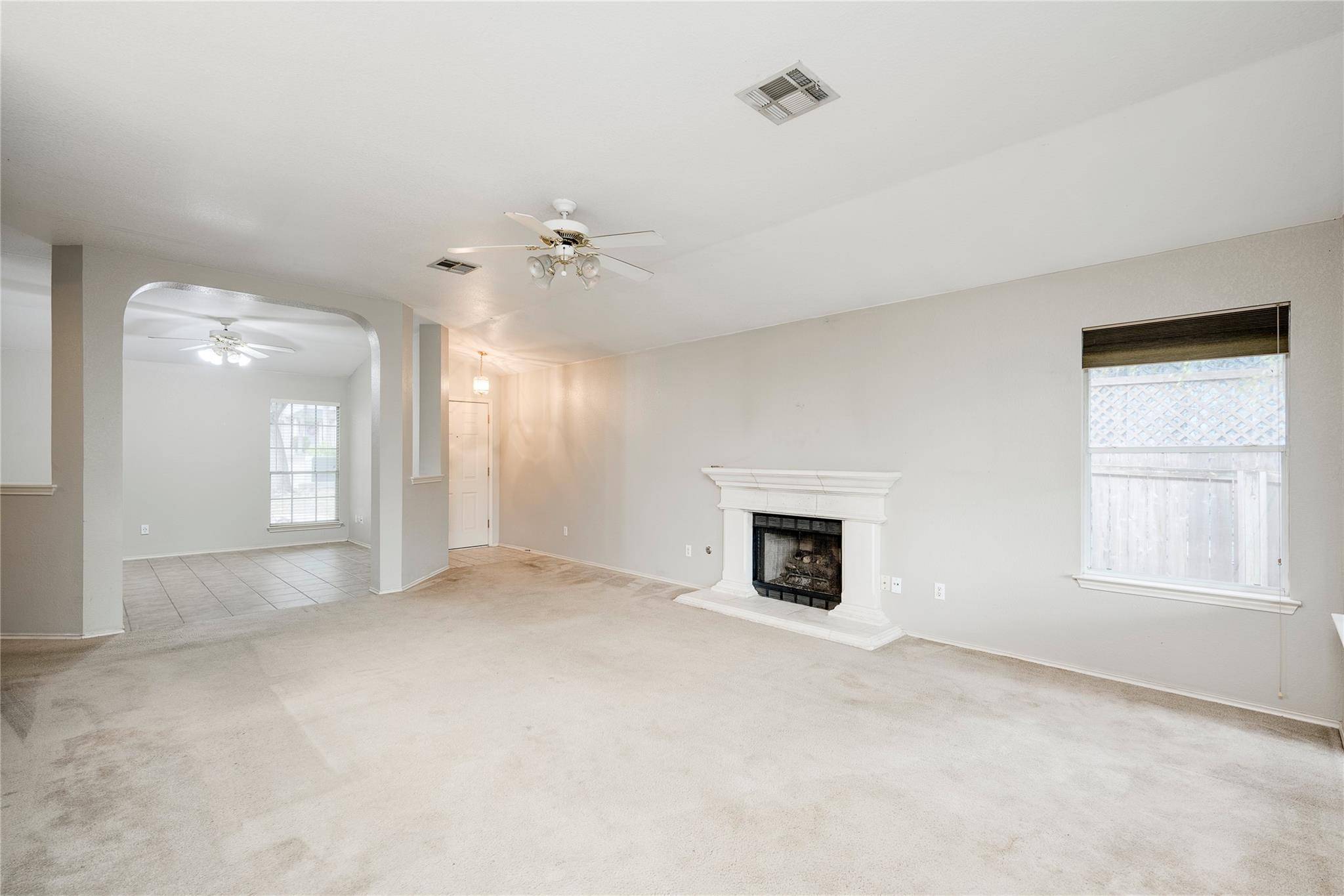 1404 Wheatfall LN, Austin, TX 78748