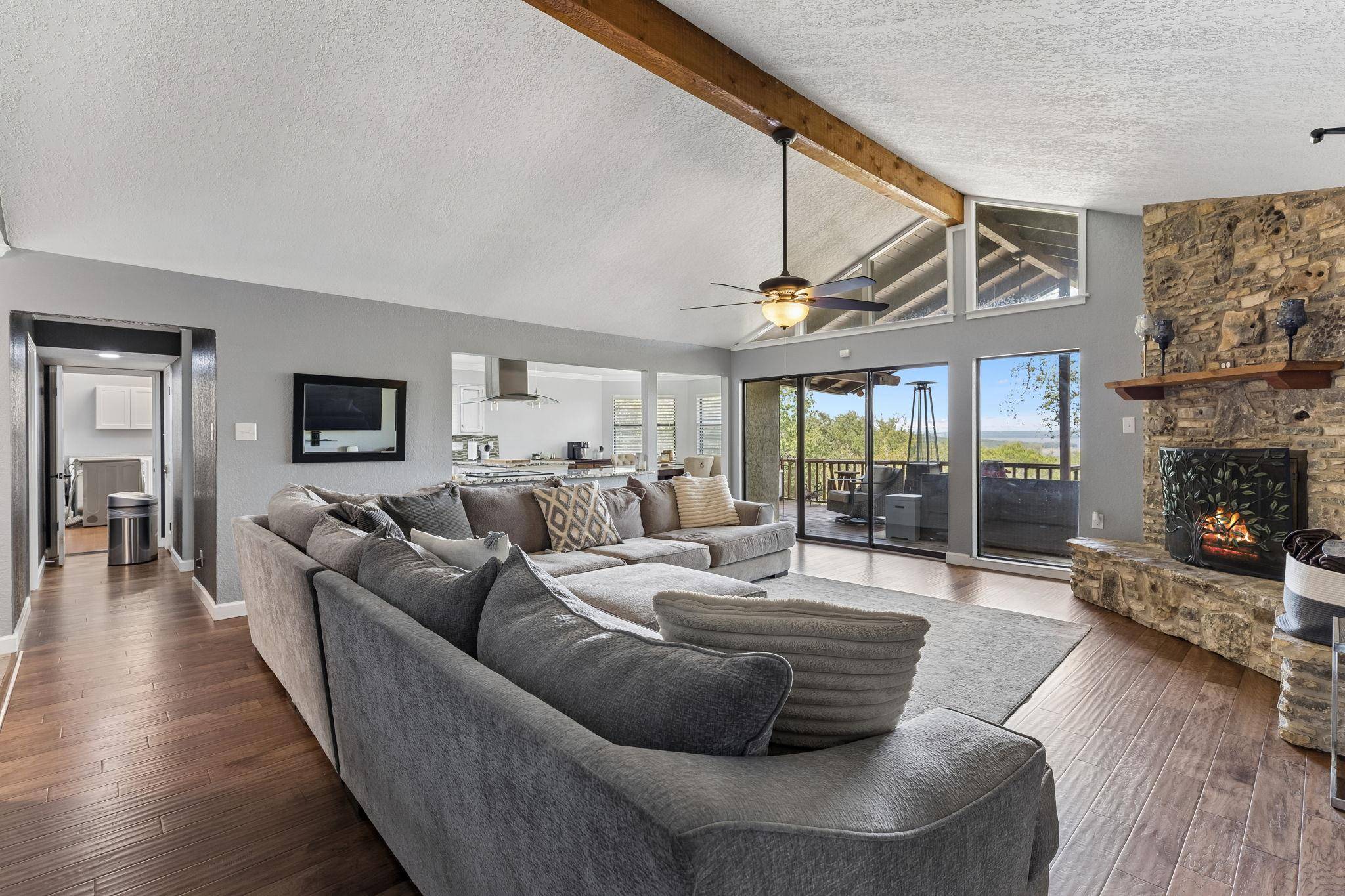157 Lorne RD, Canyon Lake, TX 78133