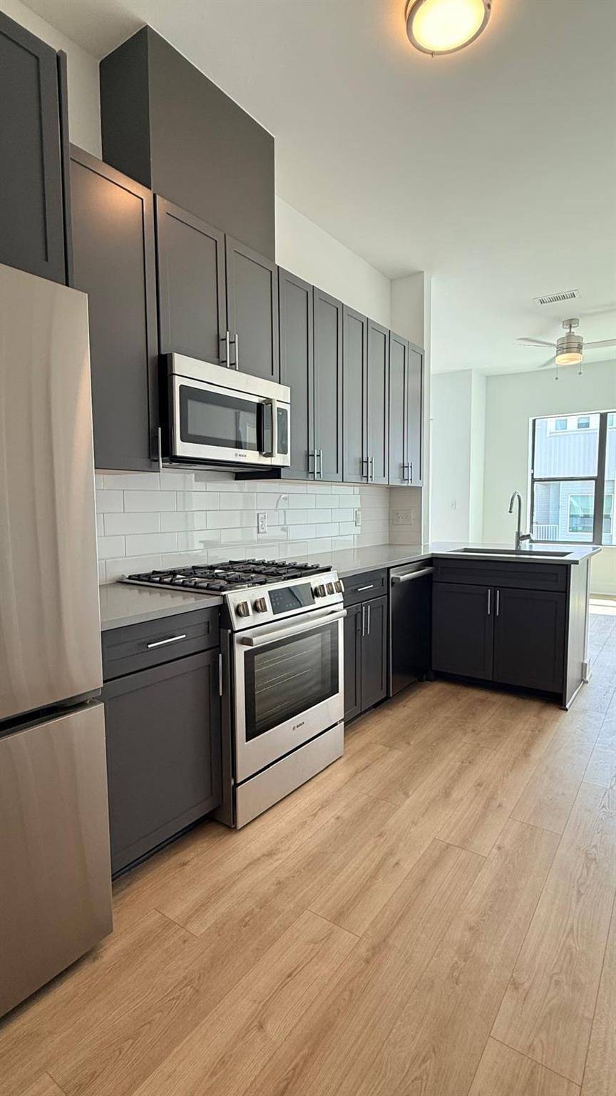 3900 Berkman DR #216, Austin, TX 78723
