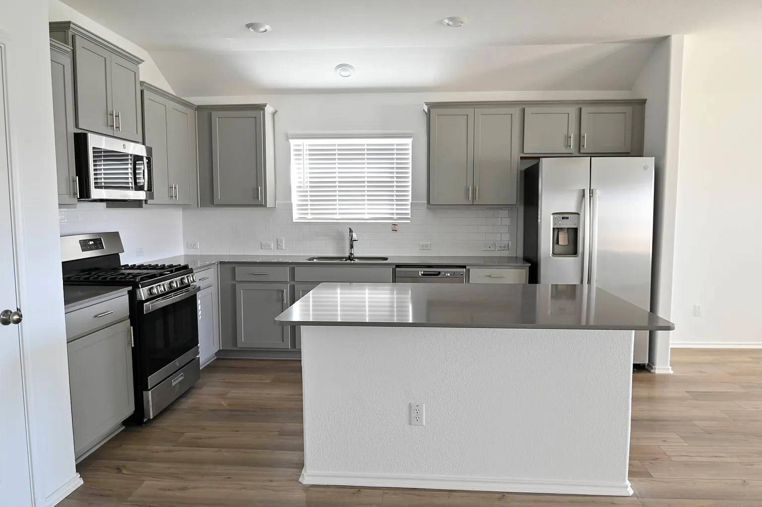 213 Magione ST, Hutto, TX 78634