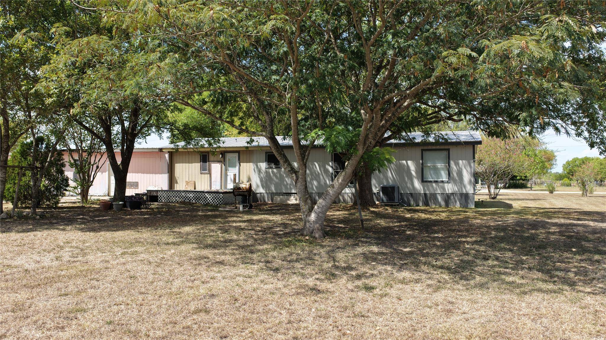 195 City View DR, Maxwell, TX 78656