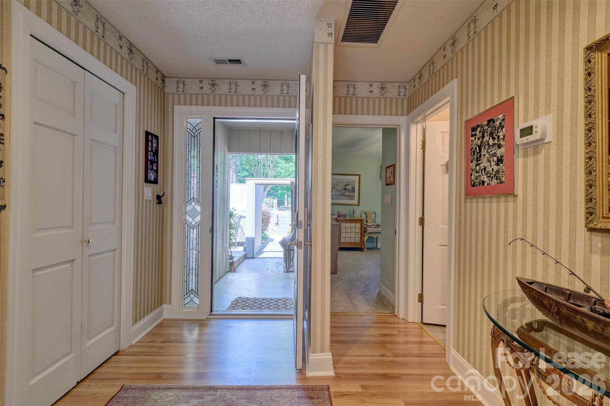 114 Pine Grove CIR, Lake Wylie, SC 29710