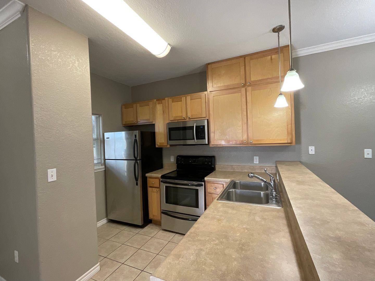 407 Green Leaf, Horseshoe Bay, TX 78657