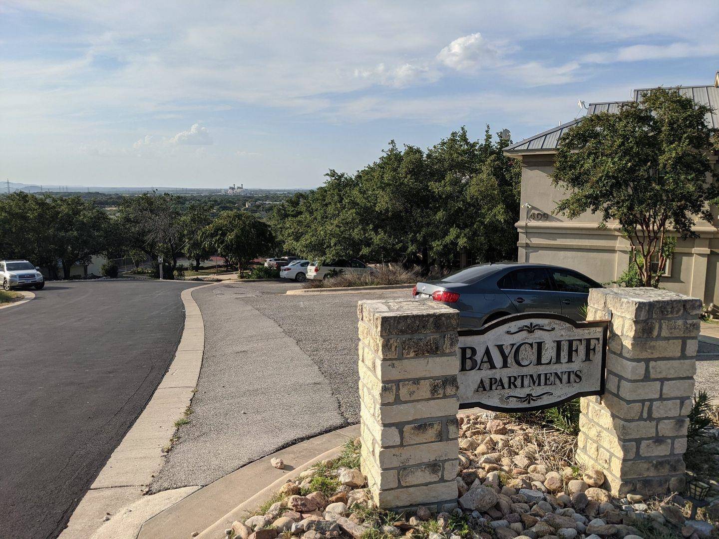407 Green Leaf, Horseshoe Bay, TX 78657