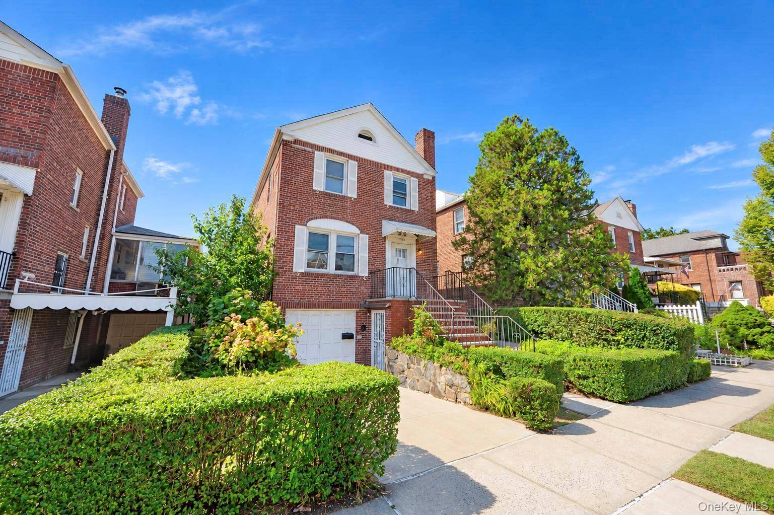 1845 Hering AVE, Bronx, NY 10461