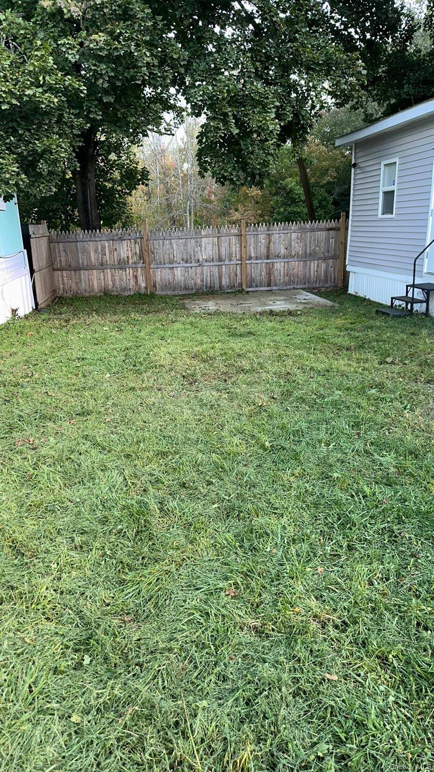 33 Debra Ct. 33 Debra Ct., Poughkeepsie, NY 12601