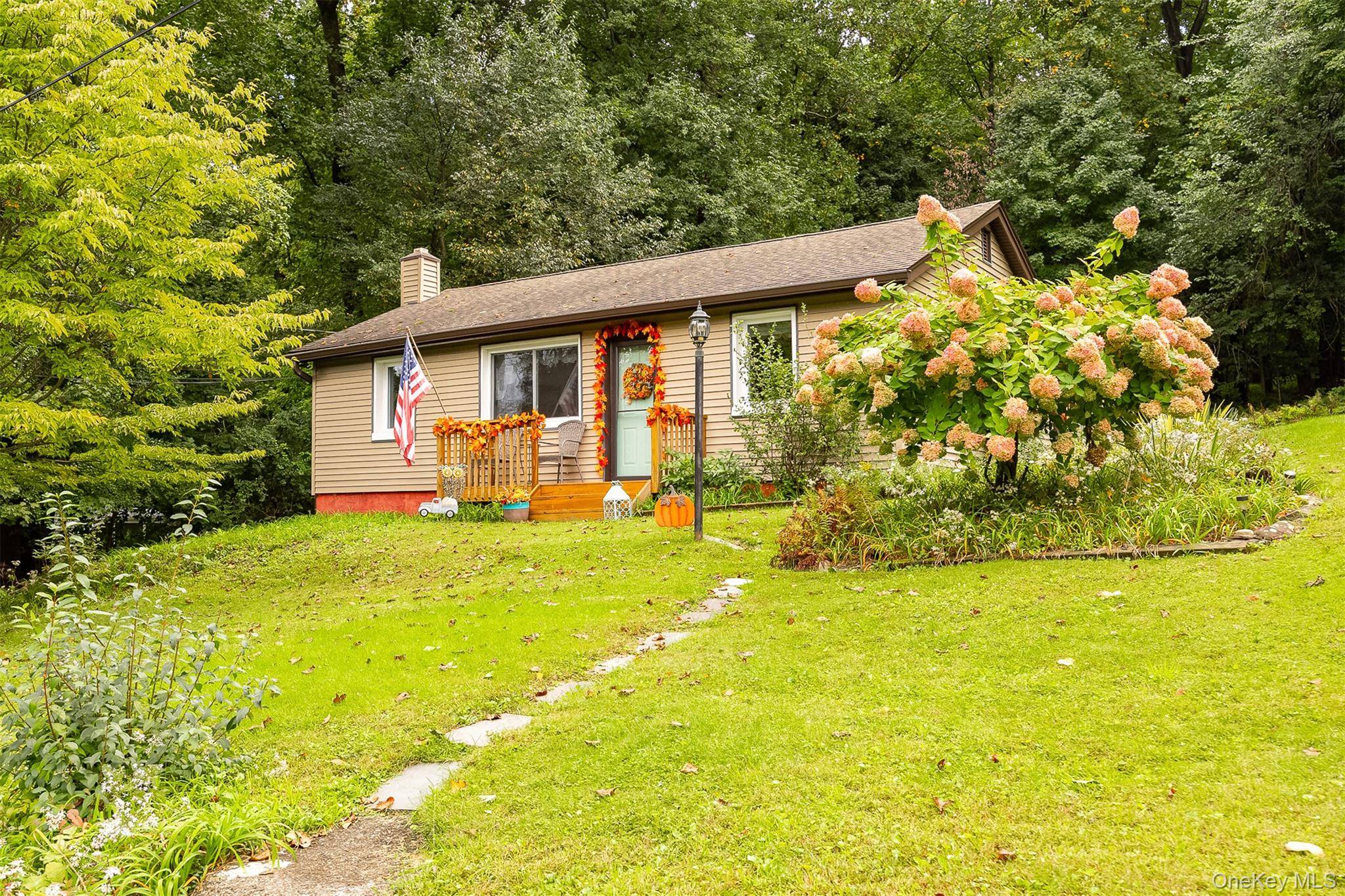 32 Fairview RD, Beacon, NY 12508