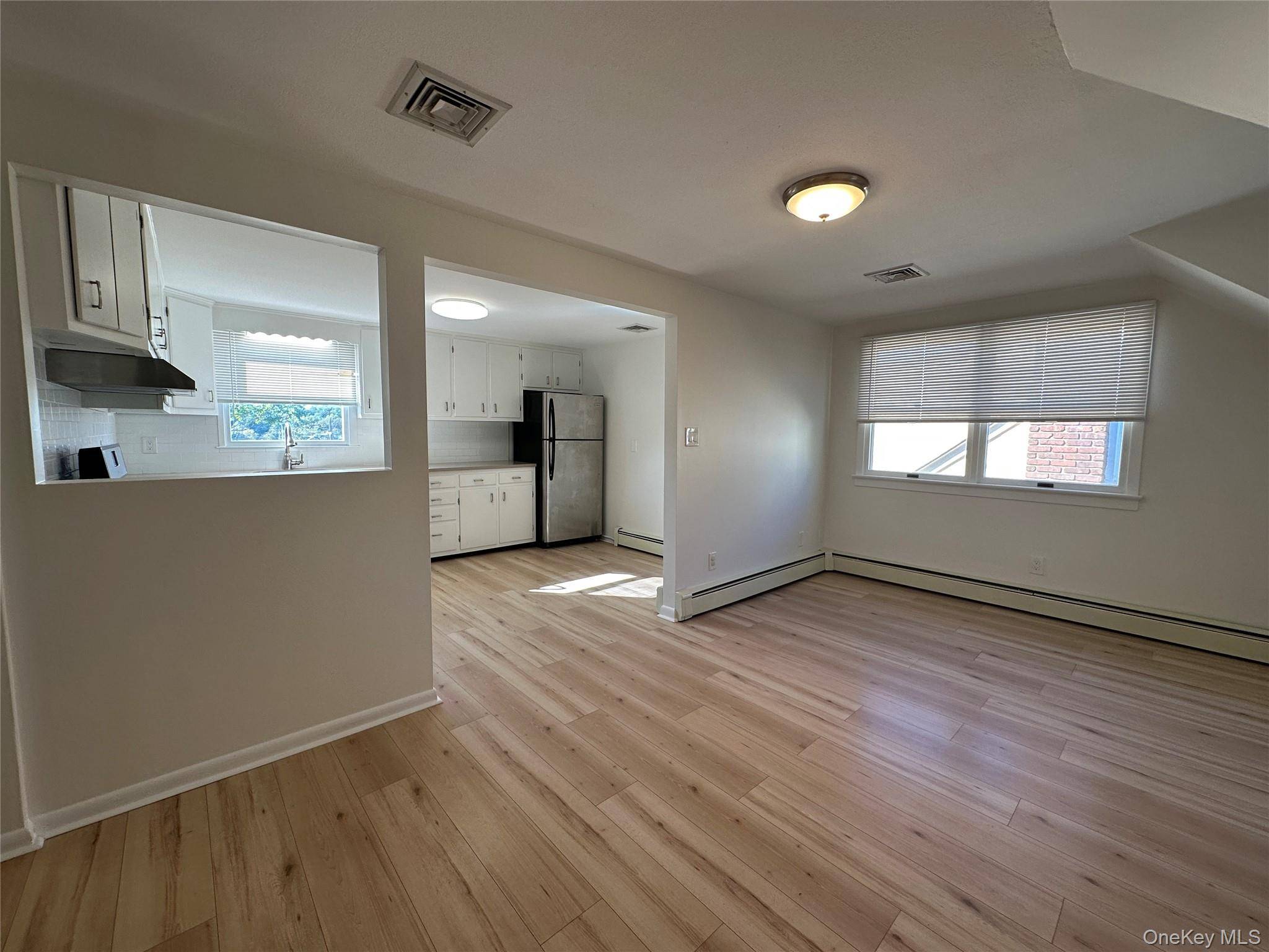 11 Gabriel Place #2, Glen Cove, NY 11542