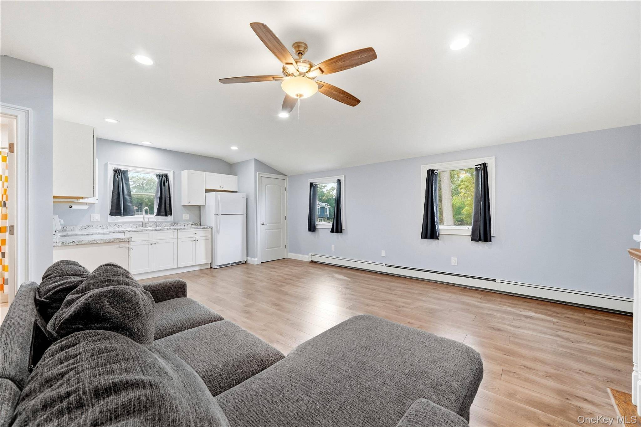 248 Bayview AVE, Amityville, NY 11701