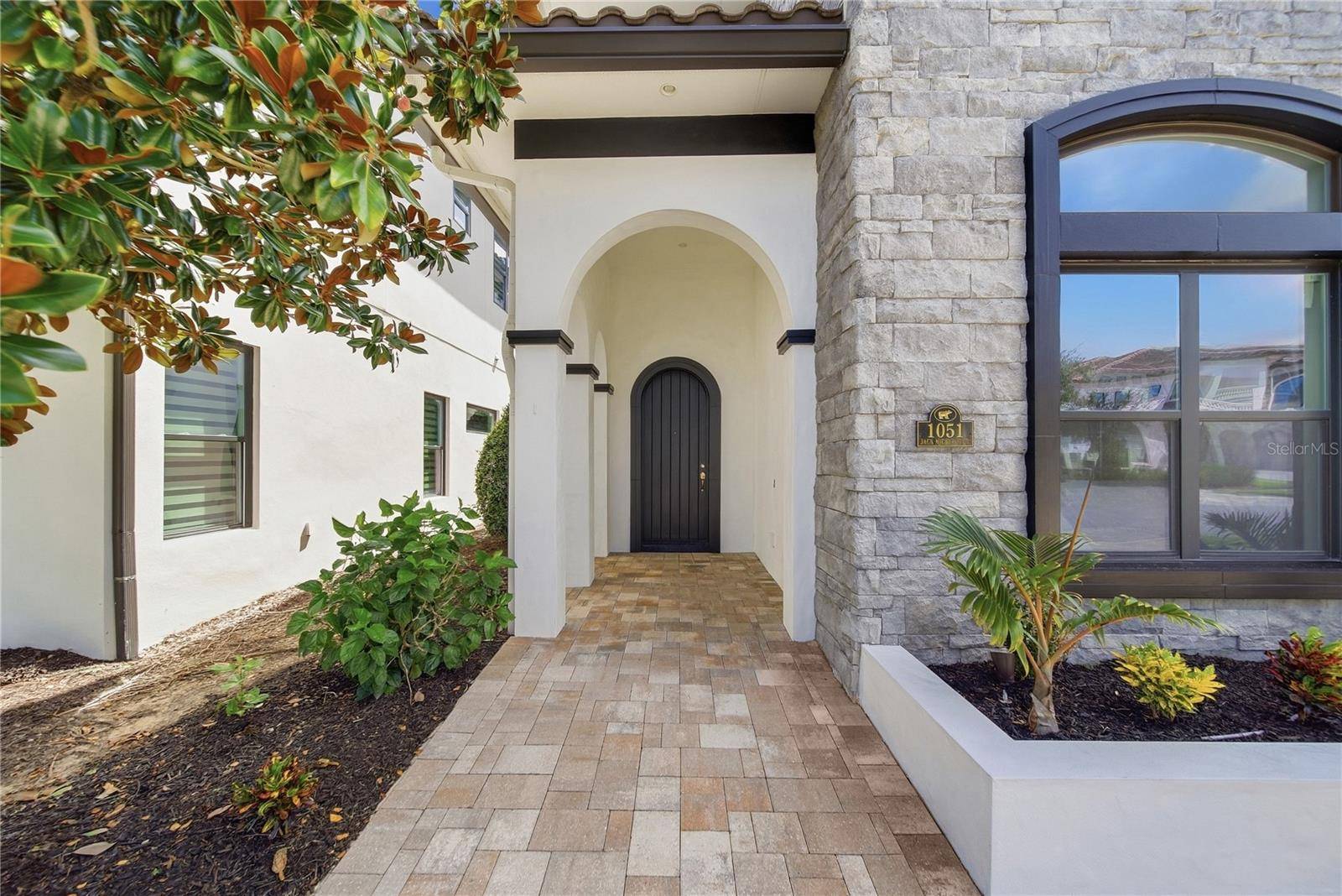 1051 JACK NICKLAUS CT, Kissimmee, FL 34747
