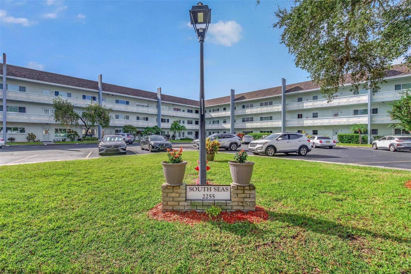 2255 PHILIPPINE DR #41, Clearwater, FL 33763
