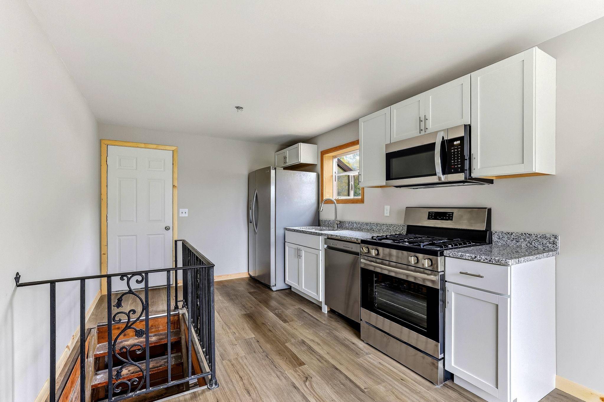 14073 290th AVE NW, Zimmerman, MN 55398