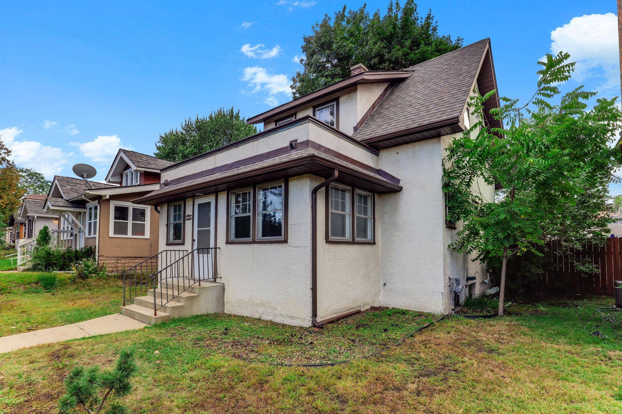 4334 Stevens AVE, Minneapolis, MN 55409