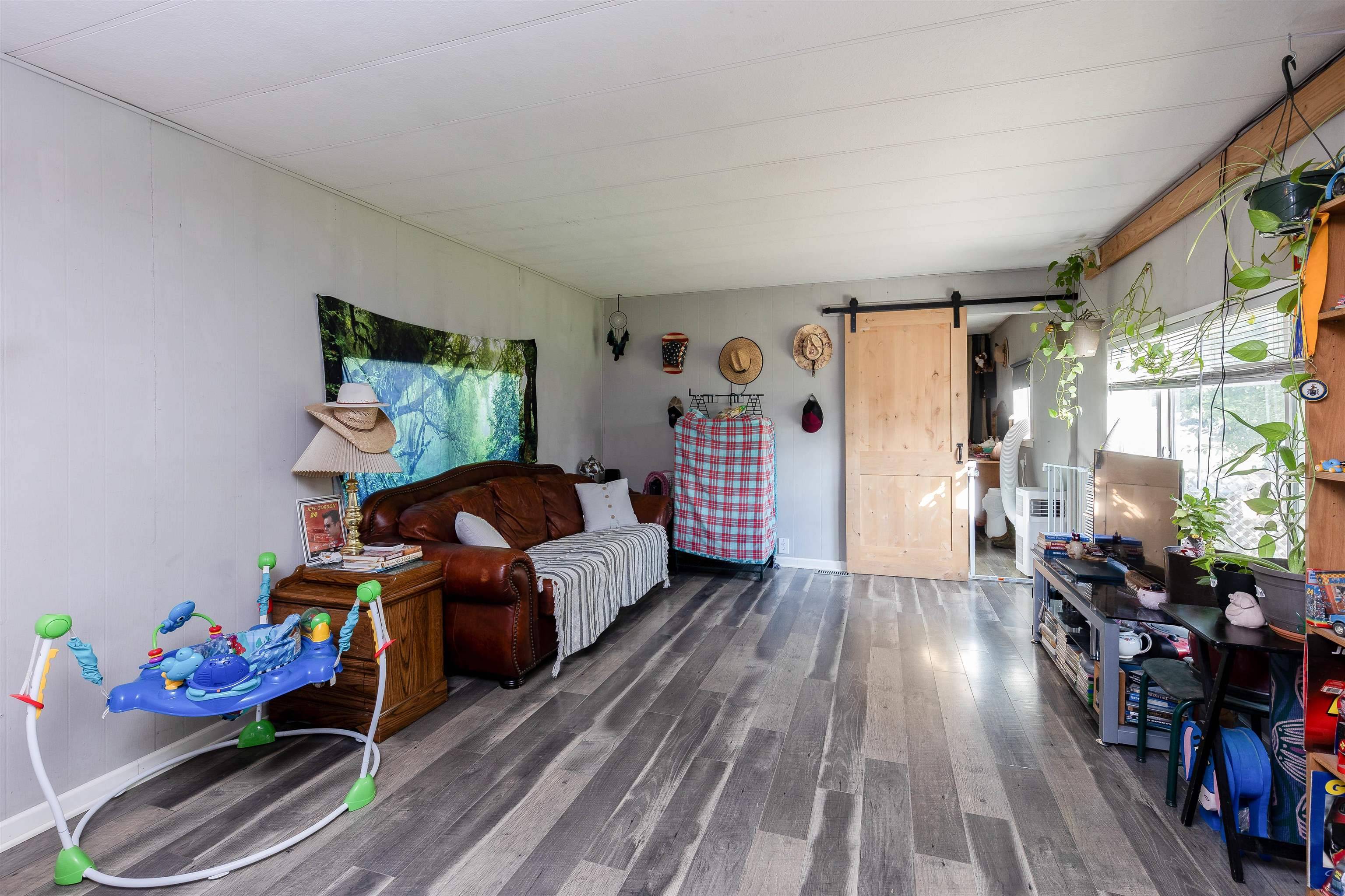40414 N Newport #34 Hwy ##34, Elk, WA 99009