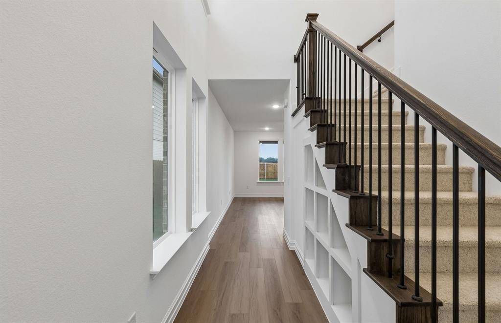 1025 Hammy Lane, Aubrey, TX 76227