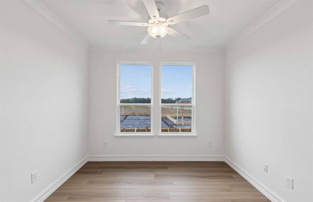 1025 Hammy Lane, Aubrey, TX 76227