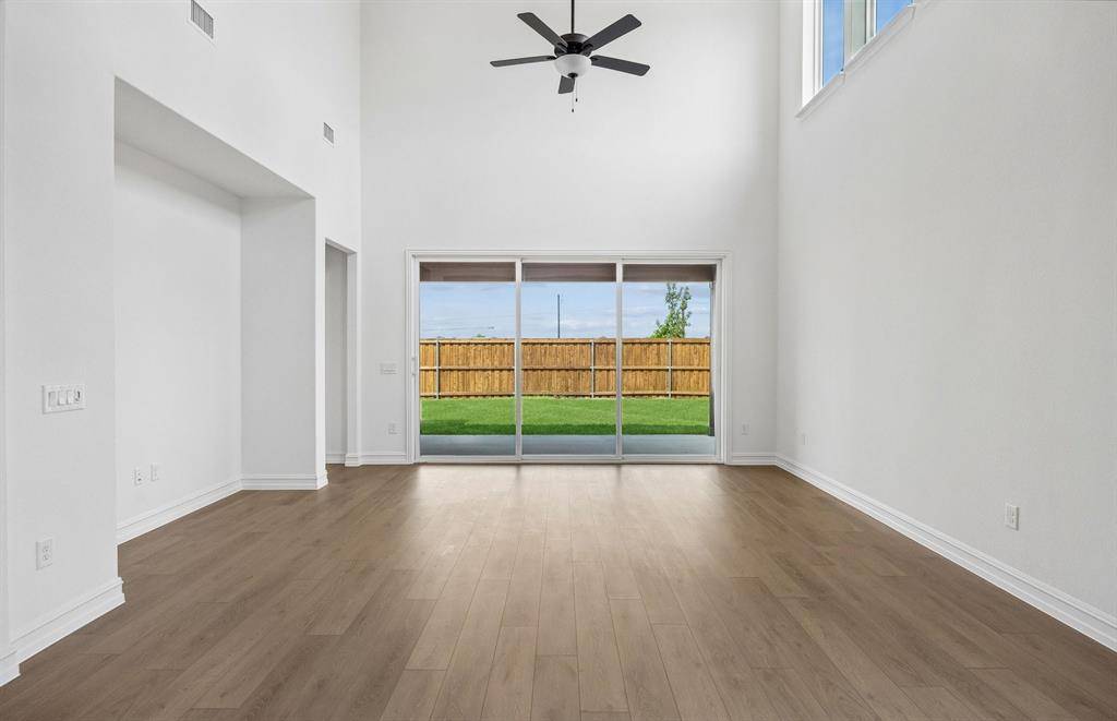 1305 Boyd Street, Aubrey, TX 76227
