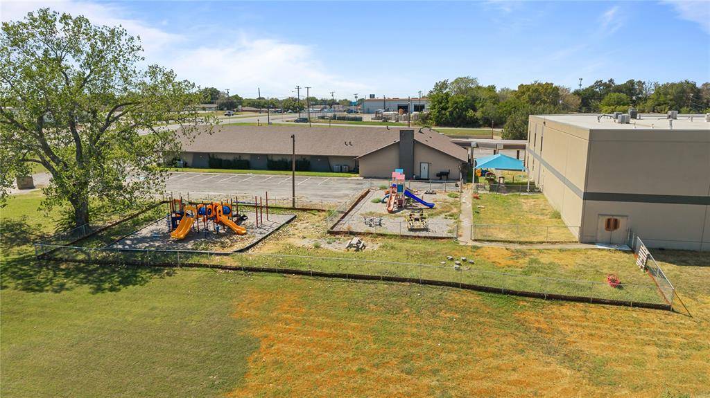 2205 E Highway 82, Gainesville, TX 76240