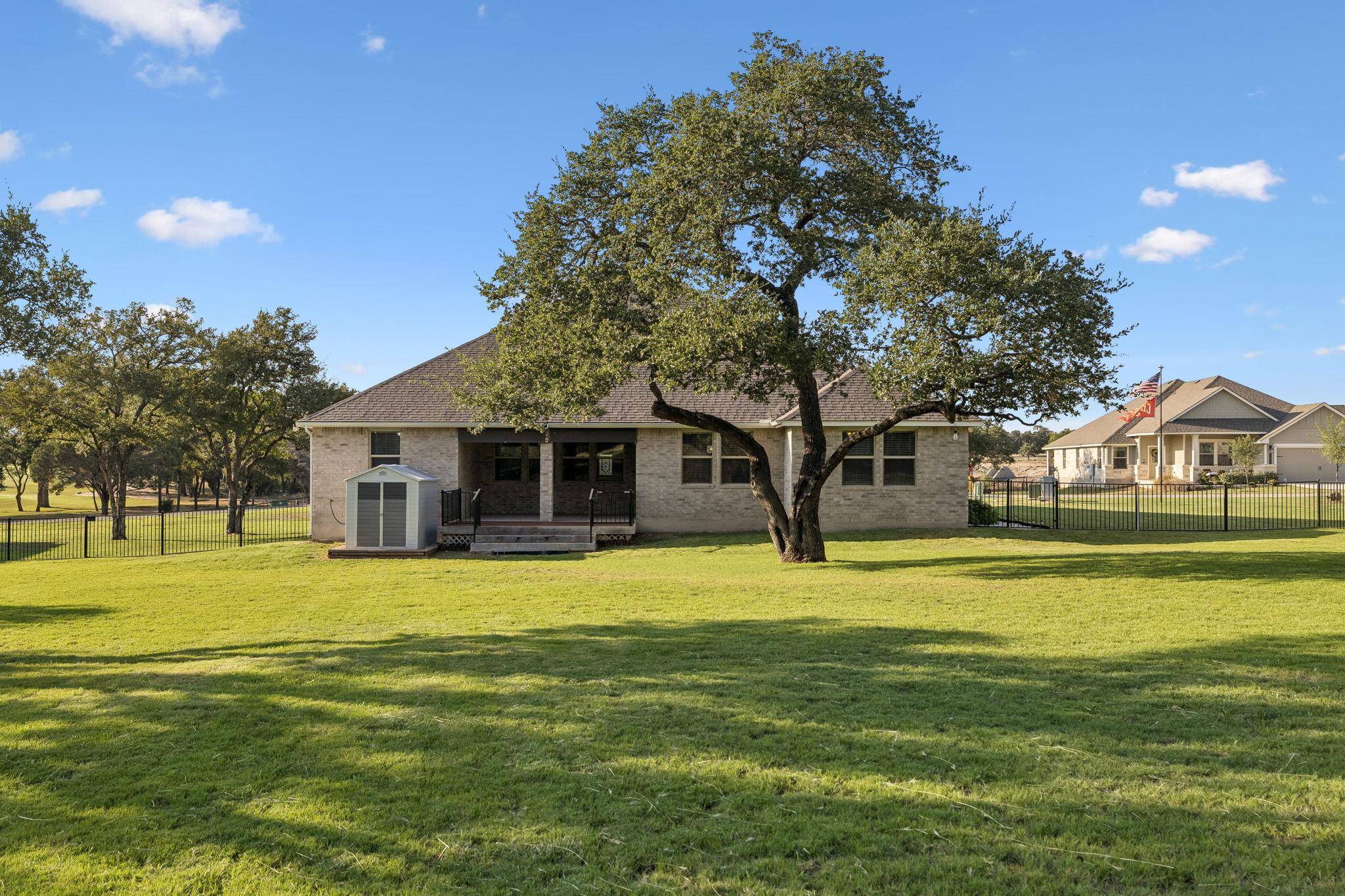 192 Tom Kite DR, Burnet, TX 78611