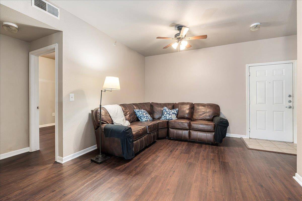 2320 Gracy Farms LN #414, Austin, TX 78758