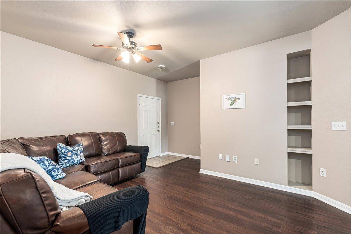 2320 Gracy Farms LN #414, Austin, TX 78758