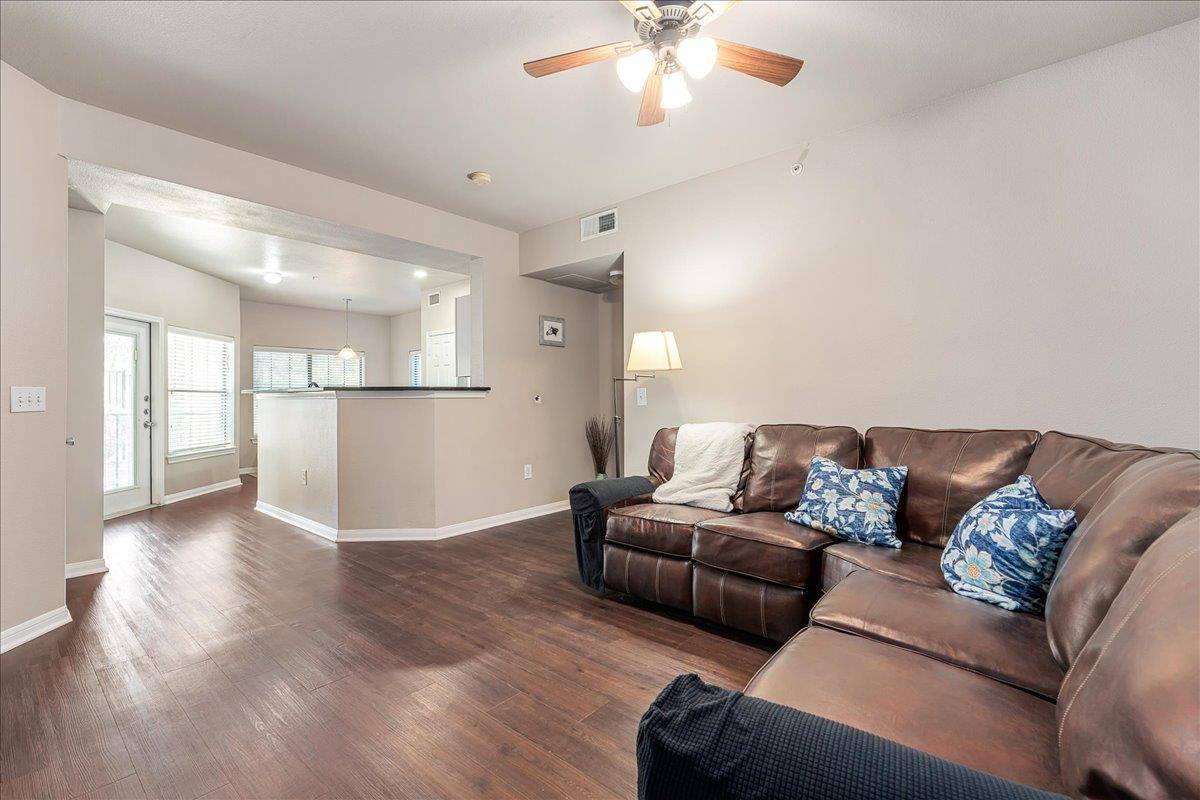 2320 Gracy Farms LN #414, Austin, TX 78758