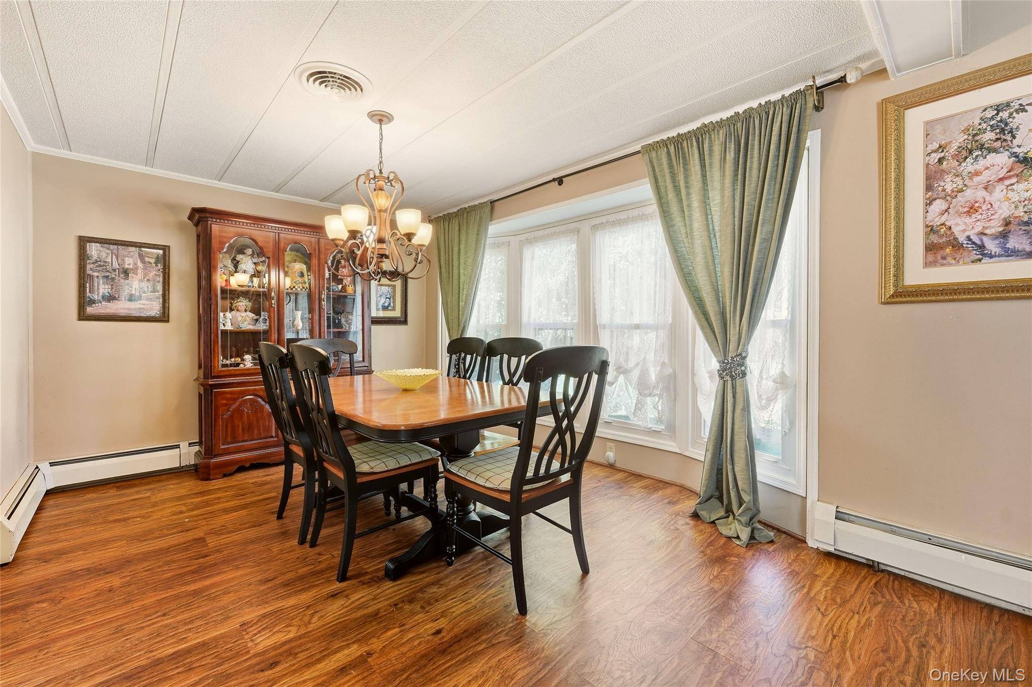 1407 Middle RD #45, Calverton, NY 11933