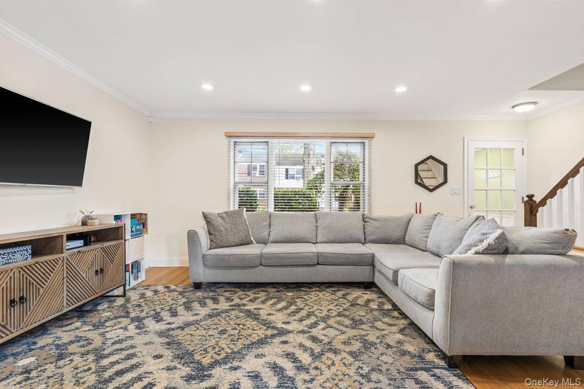 2 Peck AVE #22B, Rye, NY 10580